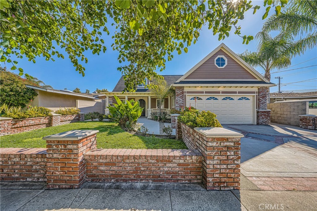 Property Photo:  2214 Avalon Street  CA 92627 