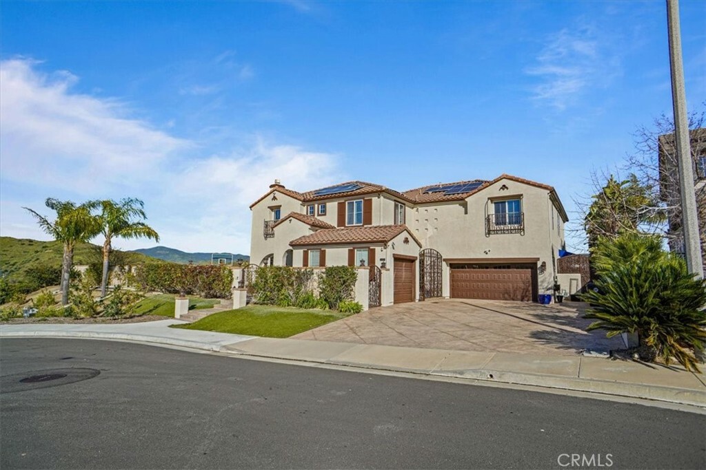 Property Photo:  24148 Reyes Adobe Way  CA 91354 