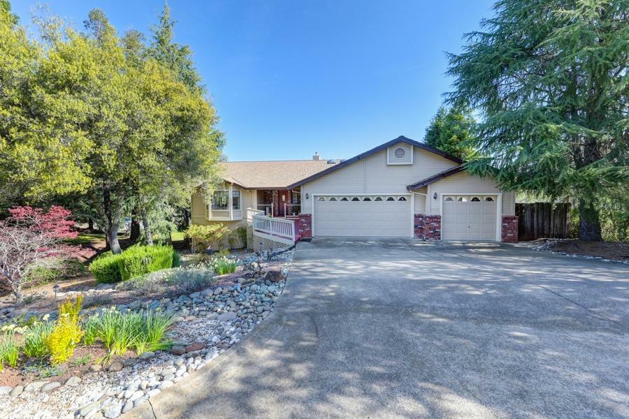 Property Photo:  2807 Vista Verde Drive  CA 95682 