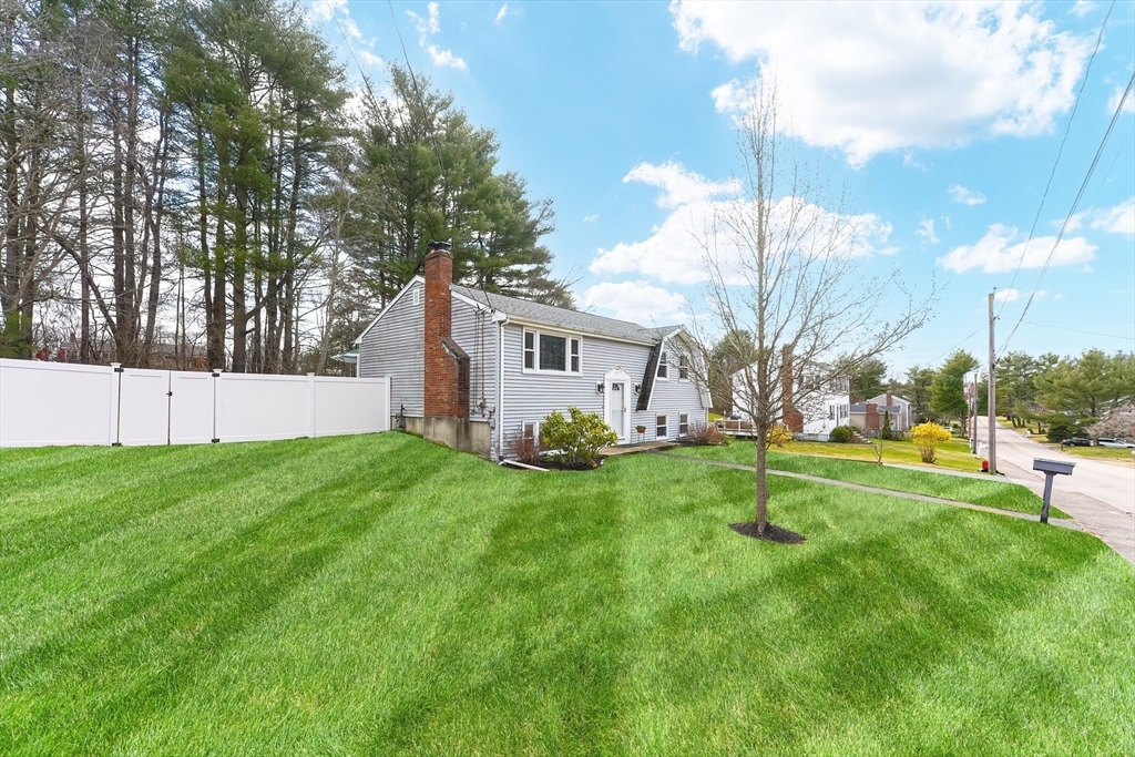 Property Photo:  40 Wethersfield Rd  MA 02019 