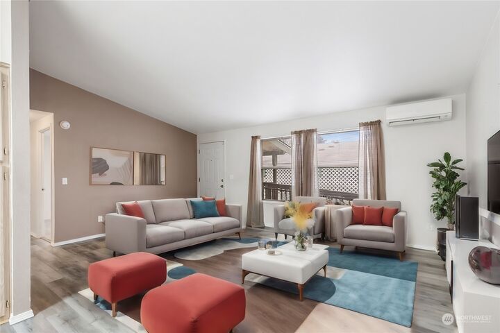 Property Photo:  664 NE Saturn Lane  WA 98311 