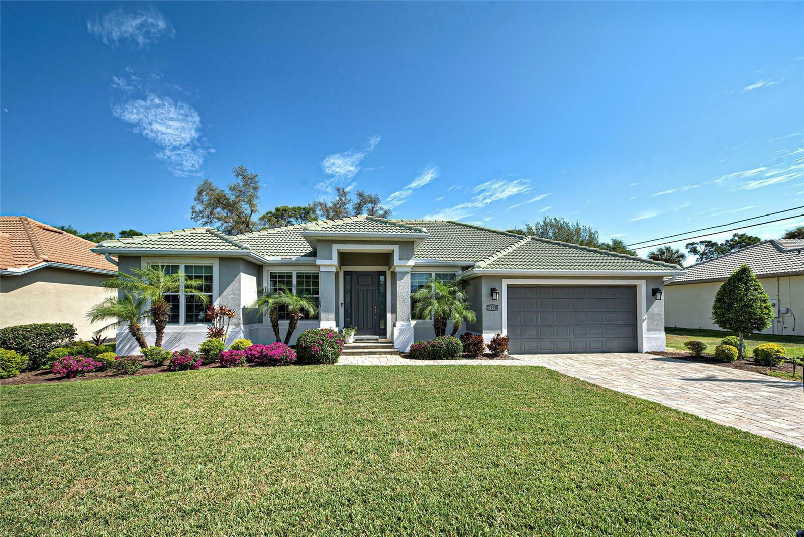 Property Photo:  1210 Orange Avenue  FL 34275 