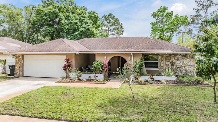 Property Photo:  4618 Landscape Drive  FL 33624 