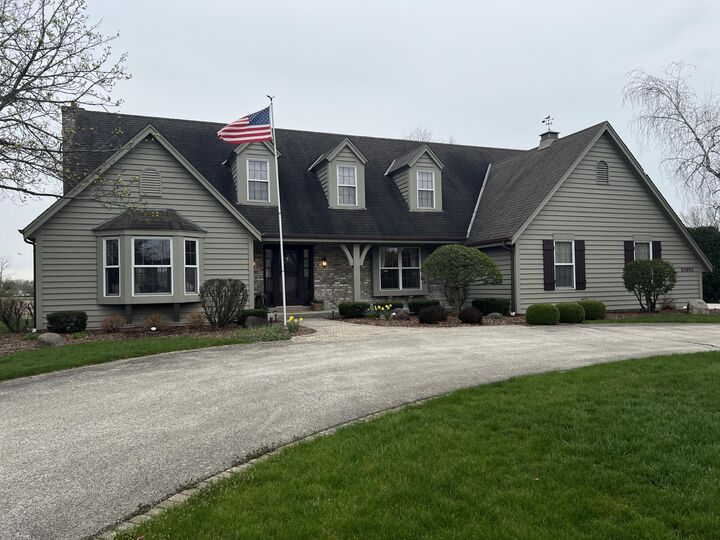 20865 Carrington Ct  Brookfield WI 53045 photo