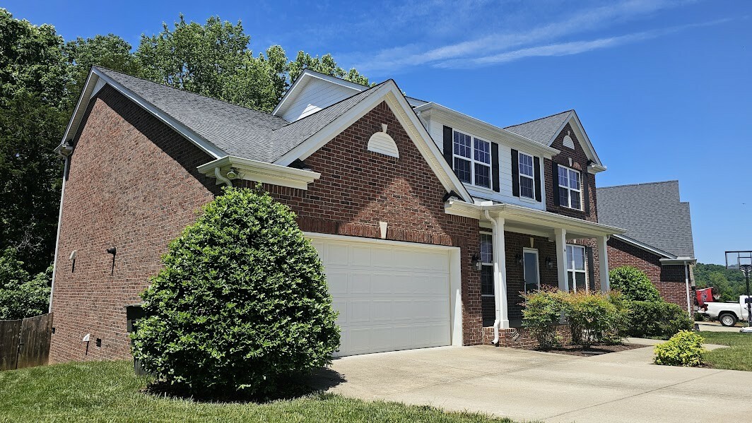 Property Photo:  8536 Beautiful Valley Dr  TN 37221 