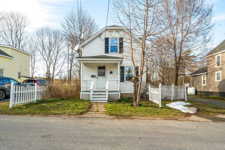 Property Photo:  39 Syndicate Street  NH 03773 