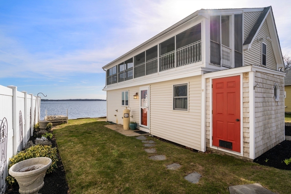 Property Photo:  105 Staples Shore Rd  MA 02347 
