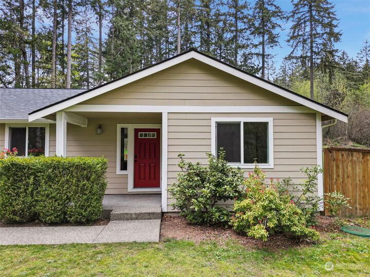 Property Photo: 14804 84th Avenue Ct NW WA 98329