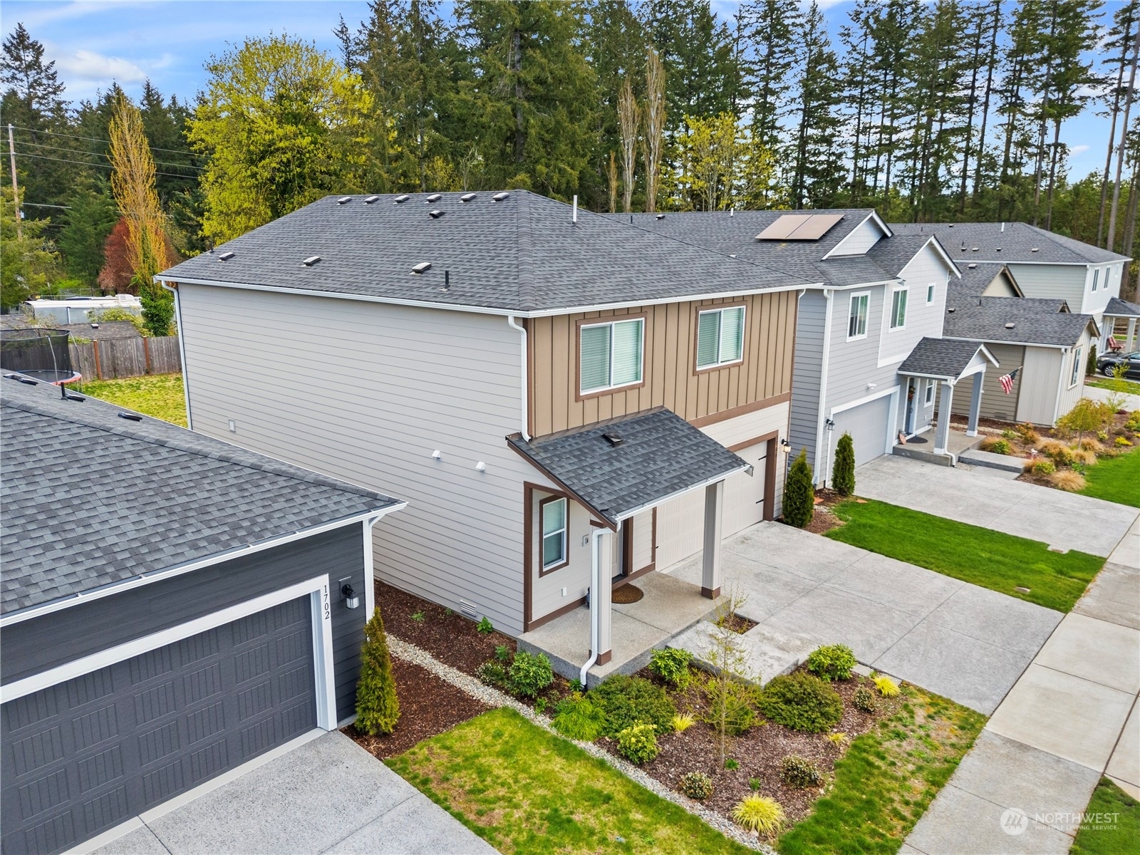 Property Photo:  1706 Cushing Street SW  WA 98502 