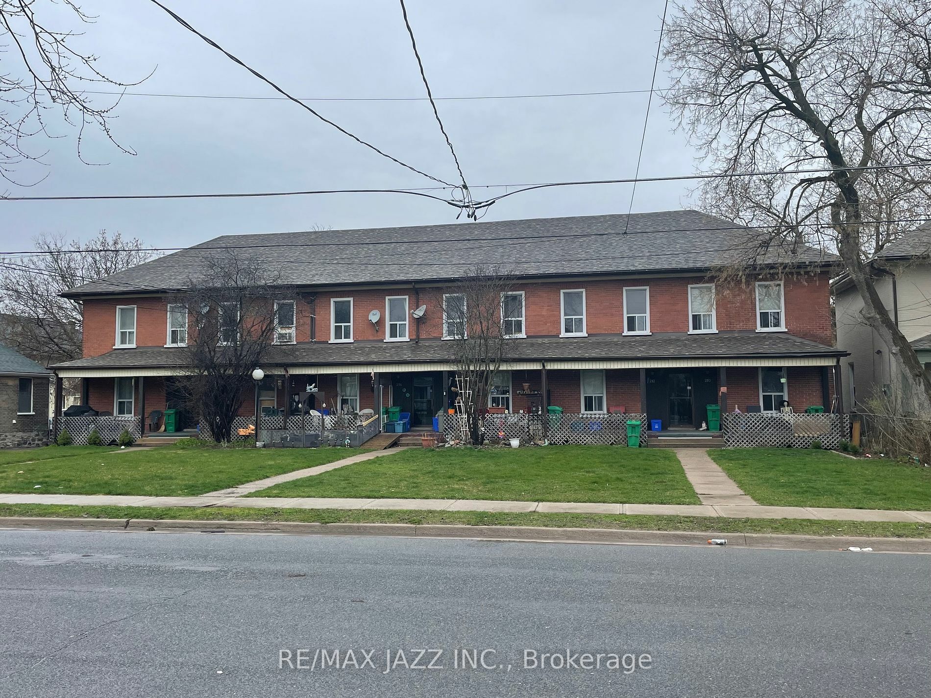 Property Photo:  210-220 Perry St  ON K9J 2J2 