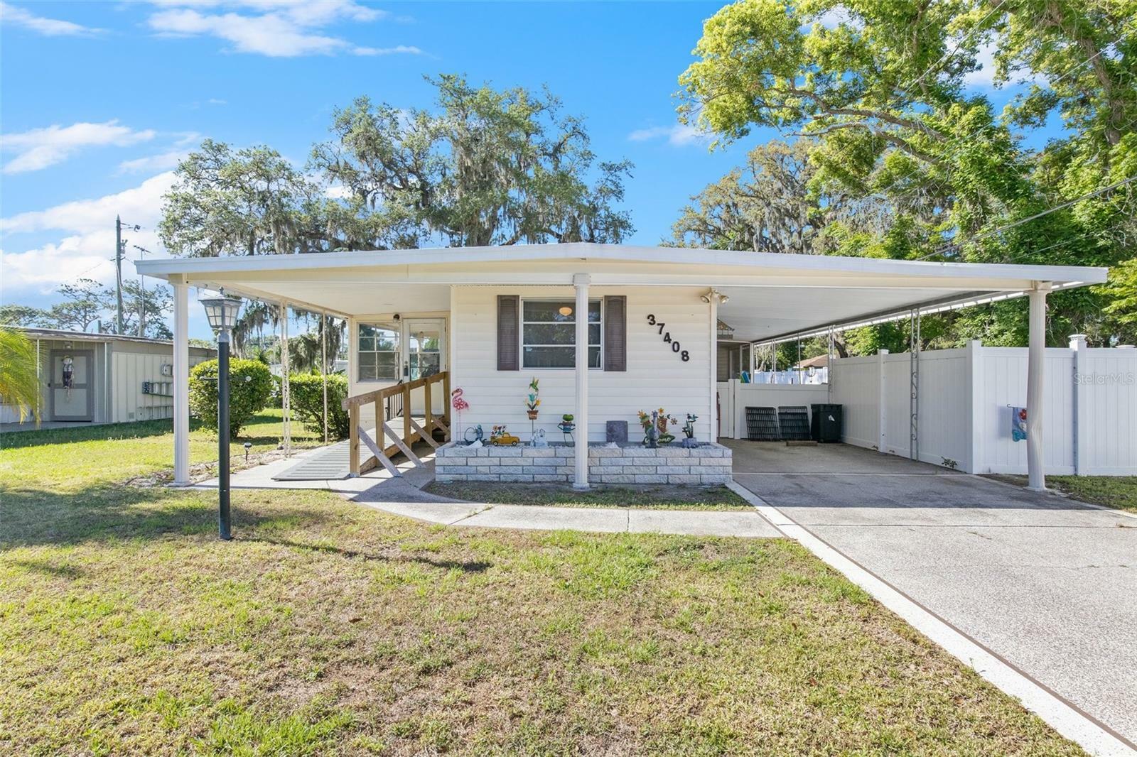 Property Photo:  37408 Melinda Avenue  FL 33542 