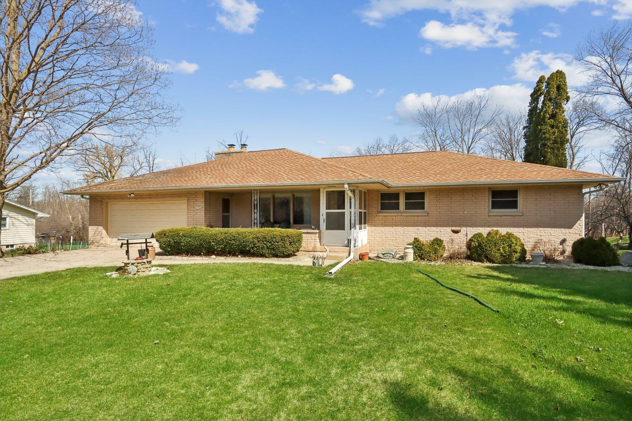 Property Photo:  17920 Evergreen Ct  WI 53045 