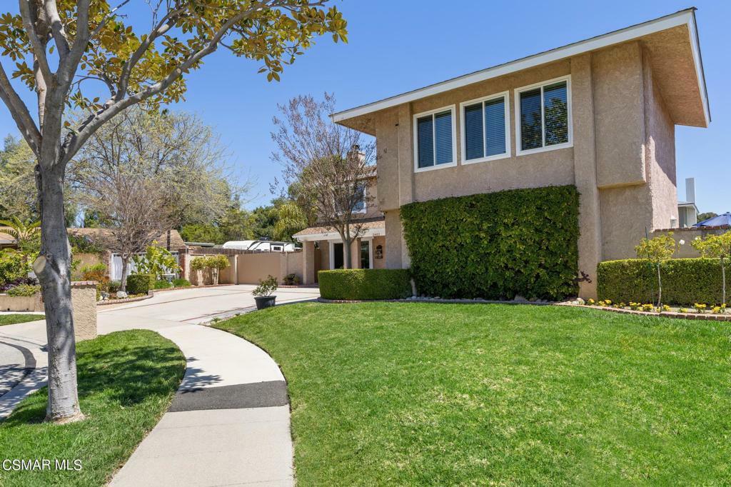 Property Photo:  2482 Knightwood Circle  CA 93063 