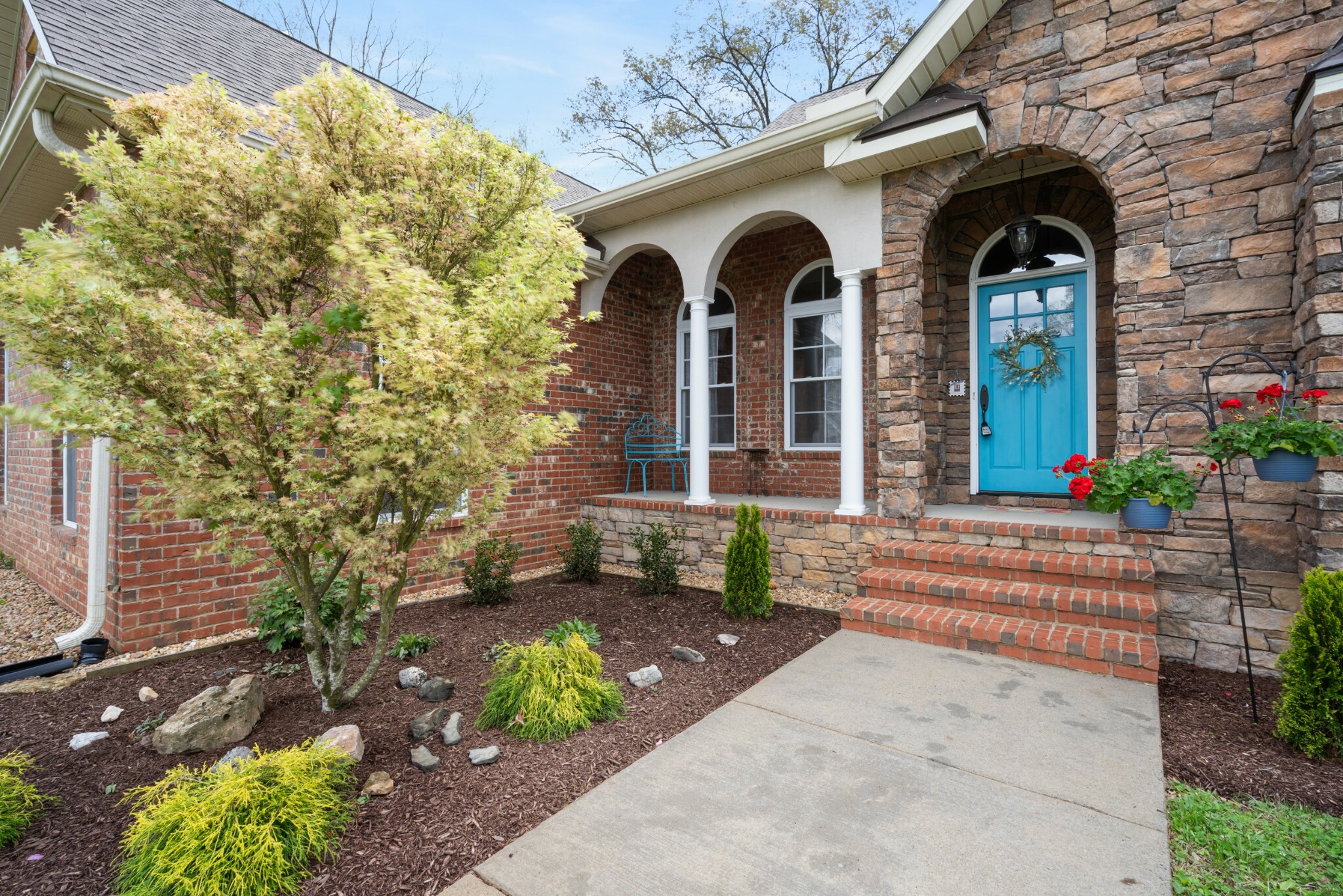 Property Photo:  107 Amelia Dr  TN 37025 