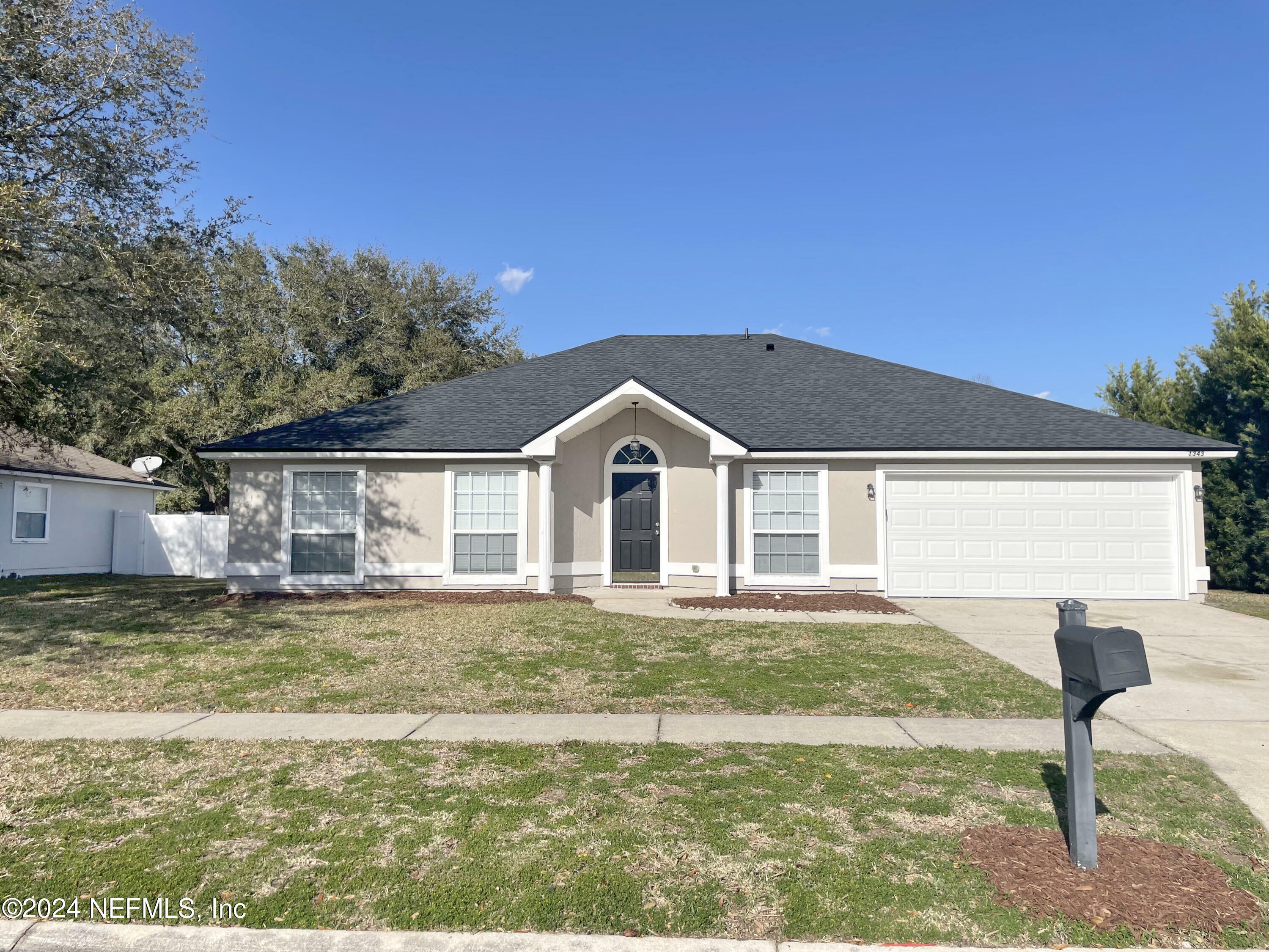 Property Photo:  1343 Kennesaw Lane  FL 32218 