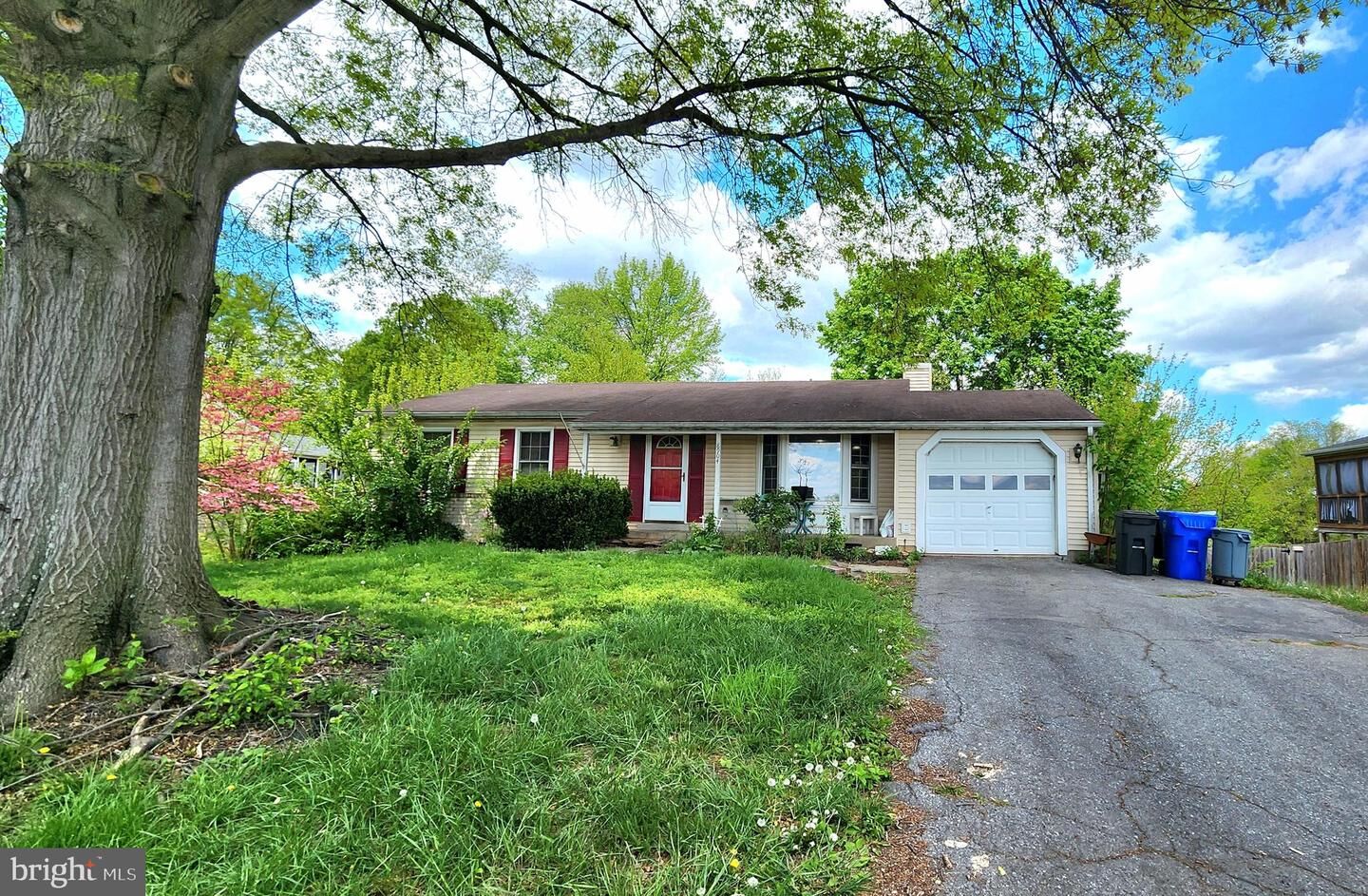 Property Photo:  8904 Stauffer Road  MD 21793 