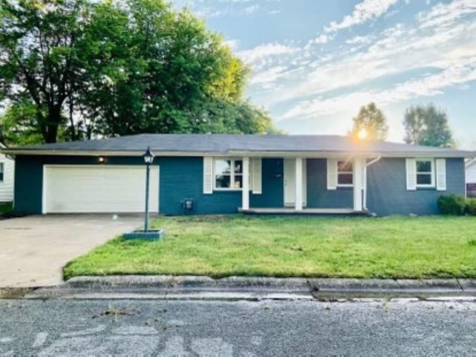 Property Photo: 412 Wyoming IL 62010