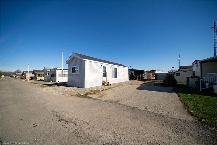 92 Clubhouse Road 20 — photo 1