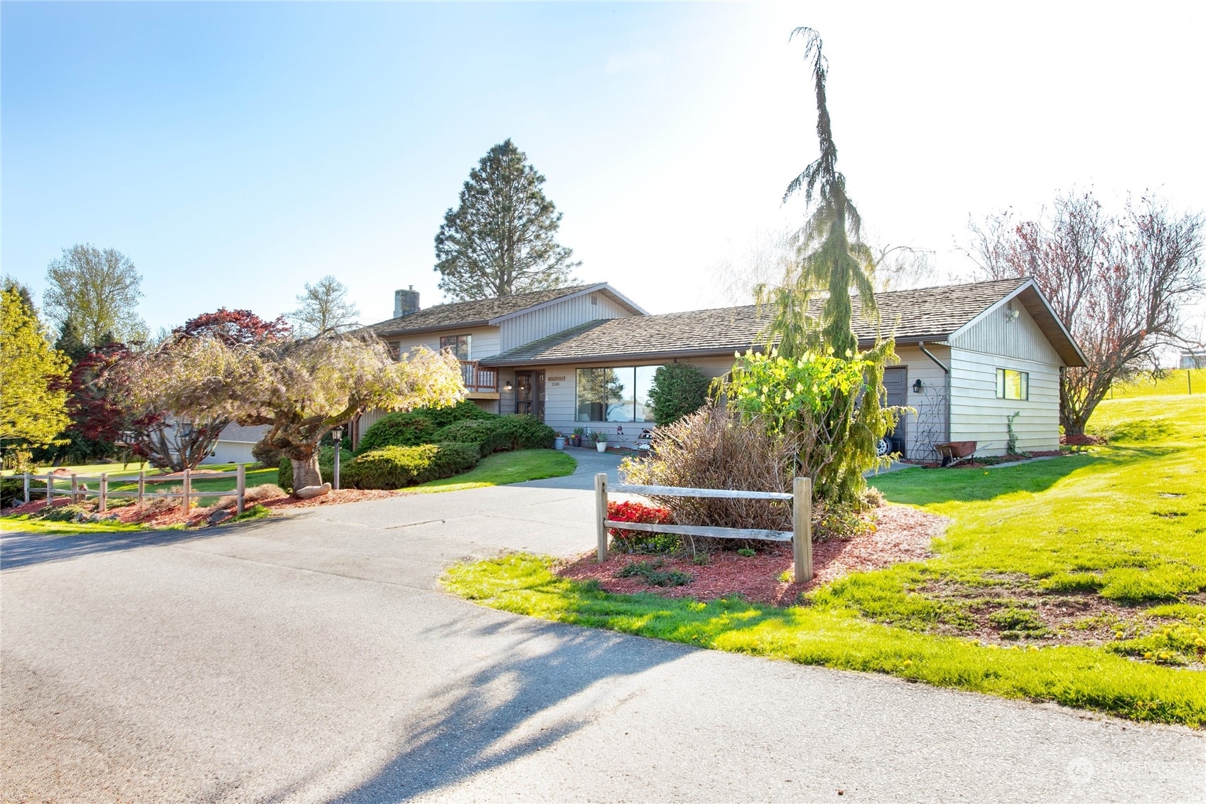 Property Photo:  2585 Mountain View Road  WA 98248 