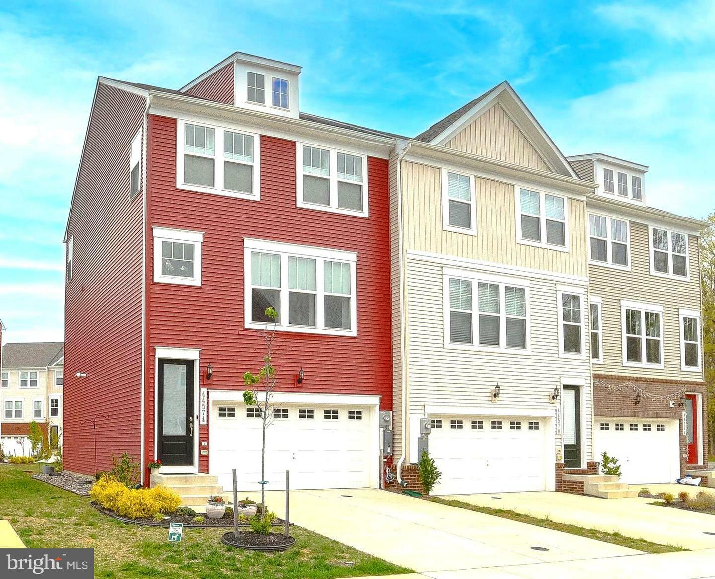 Property Photo: 44574 Nolani Way MD 20619