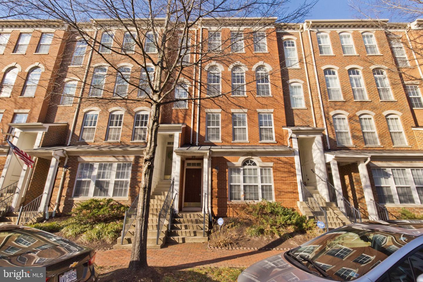 Property Photo: 409 Cameron Station Boulevard VA 22304