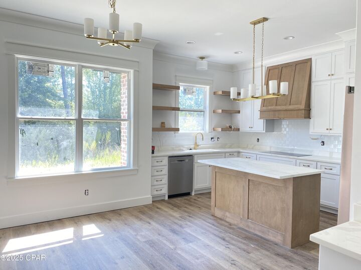 Property Photo:  610 Shady Oaks Lane  FL 32444 