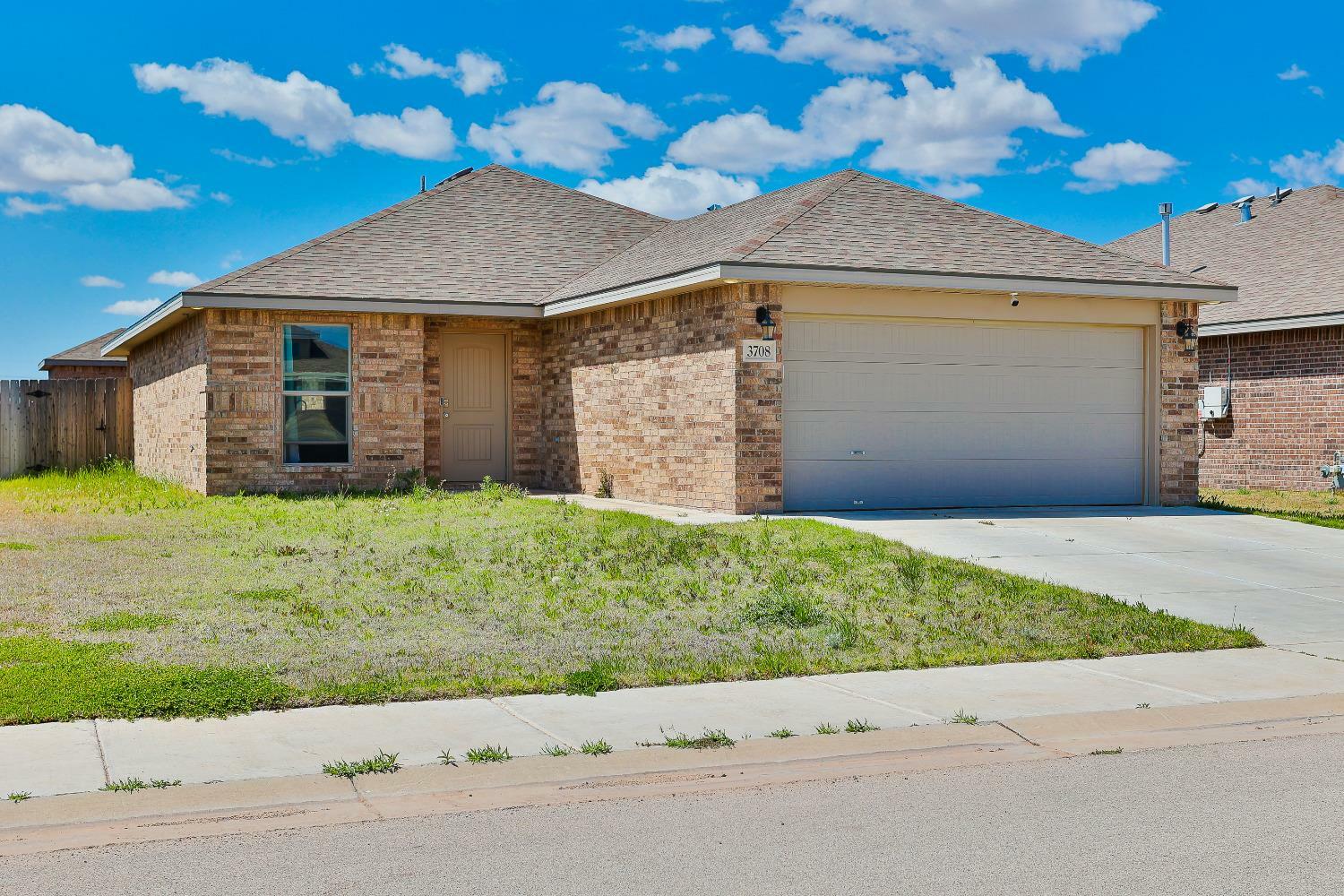 Property Photo:  3708 Oakridge Avenue  TX 79407 