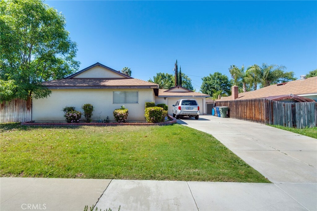 Property Photo:  8383 Raintree Avenue  CA 92504 
