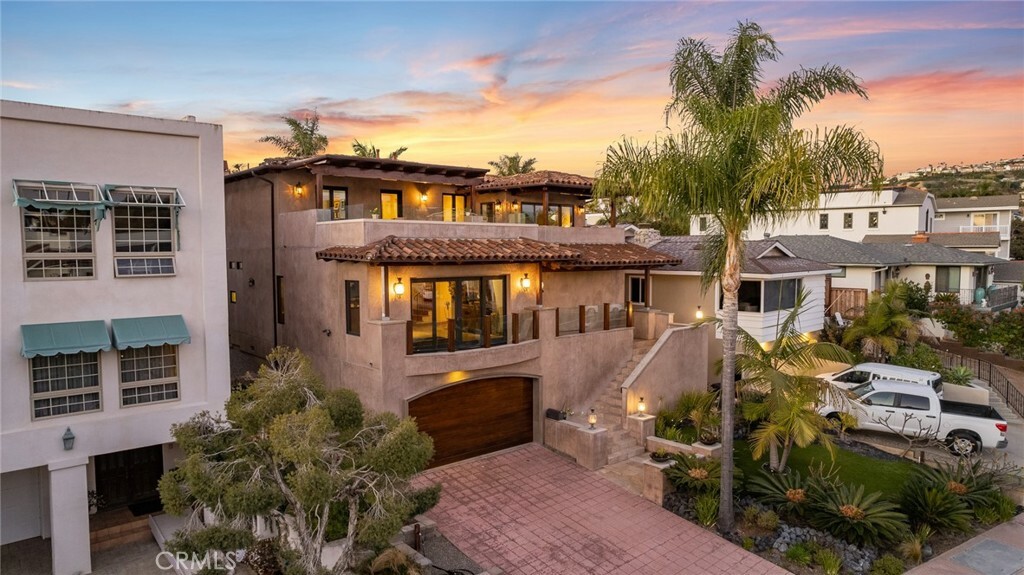 Property Photo: 316 W Avenida Valencia CA 92672