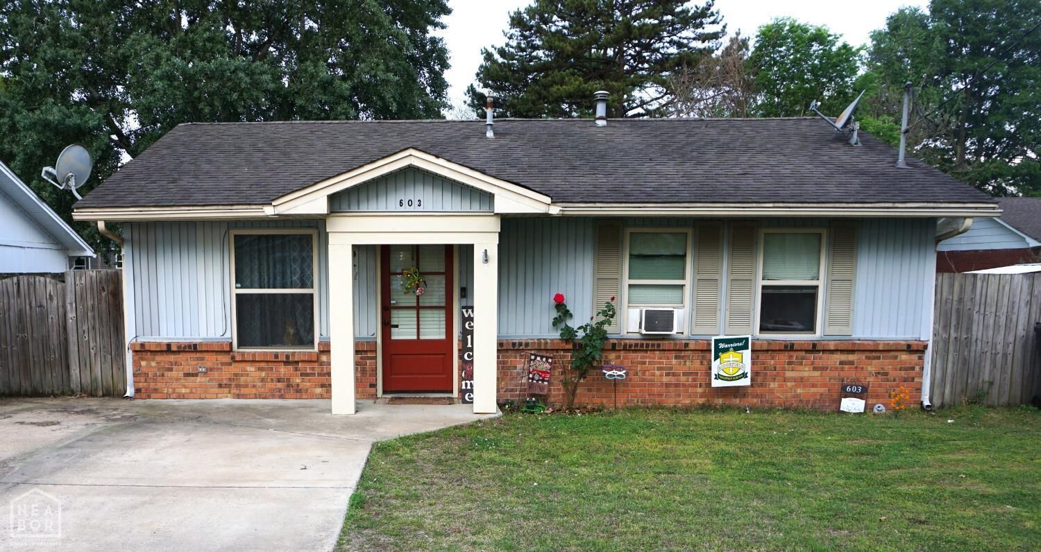Property Photo: 603 Lake Street AR 72437