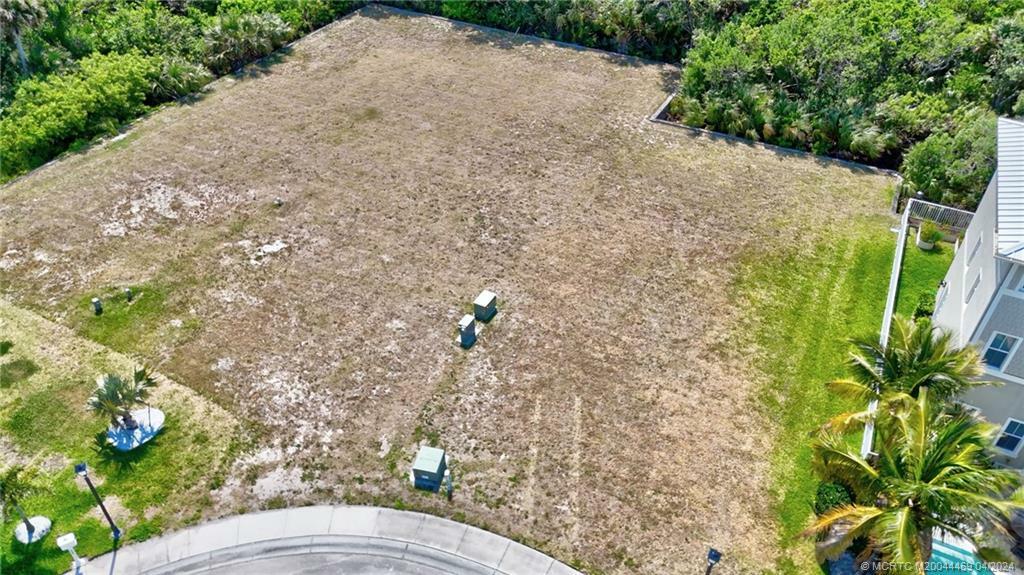 Property Photo:  167 Ocean Estates Drive  FL 34949 