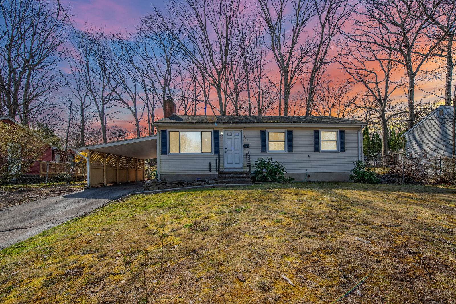 Property Photo: 148 Roanoak Avenue CT 06226