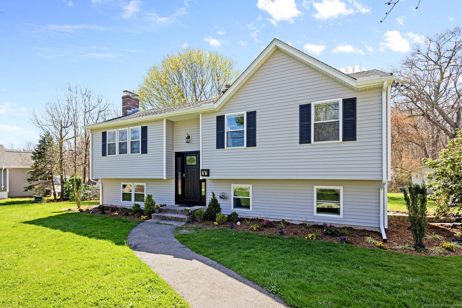 Property Photo:  21 North Main Street  CT 06424 