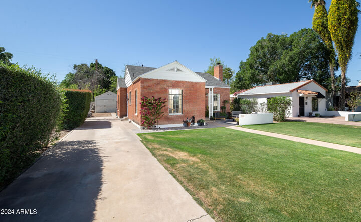 Property Photo:  311 W Campbell Avenue  AZ 85013 