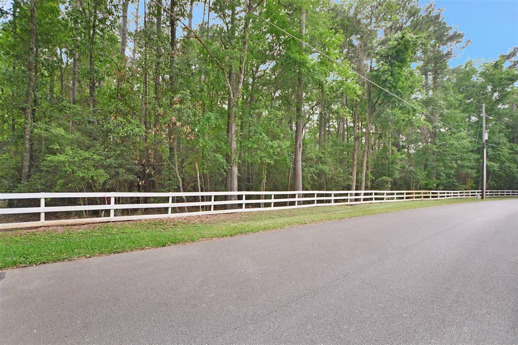 Property Photo: 10356 Hunter Creek Lane TX 77304