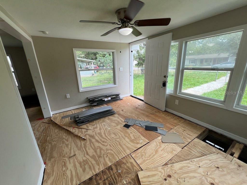 Property Photo:  636 Coke Avenue  FL 34787 