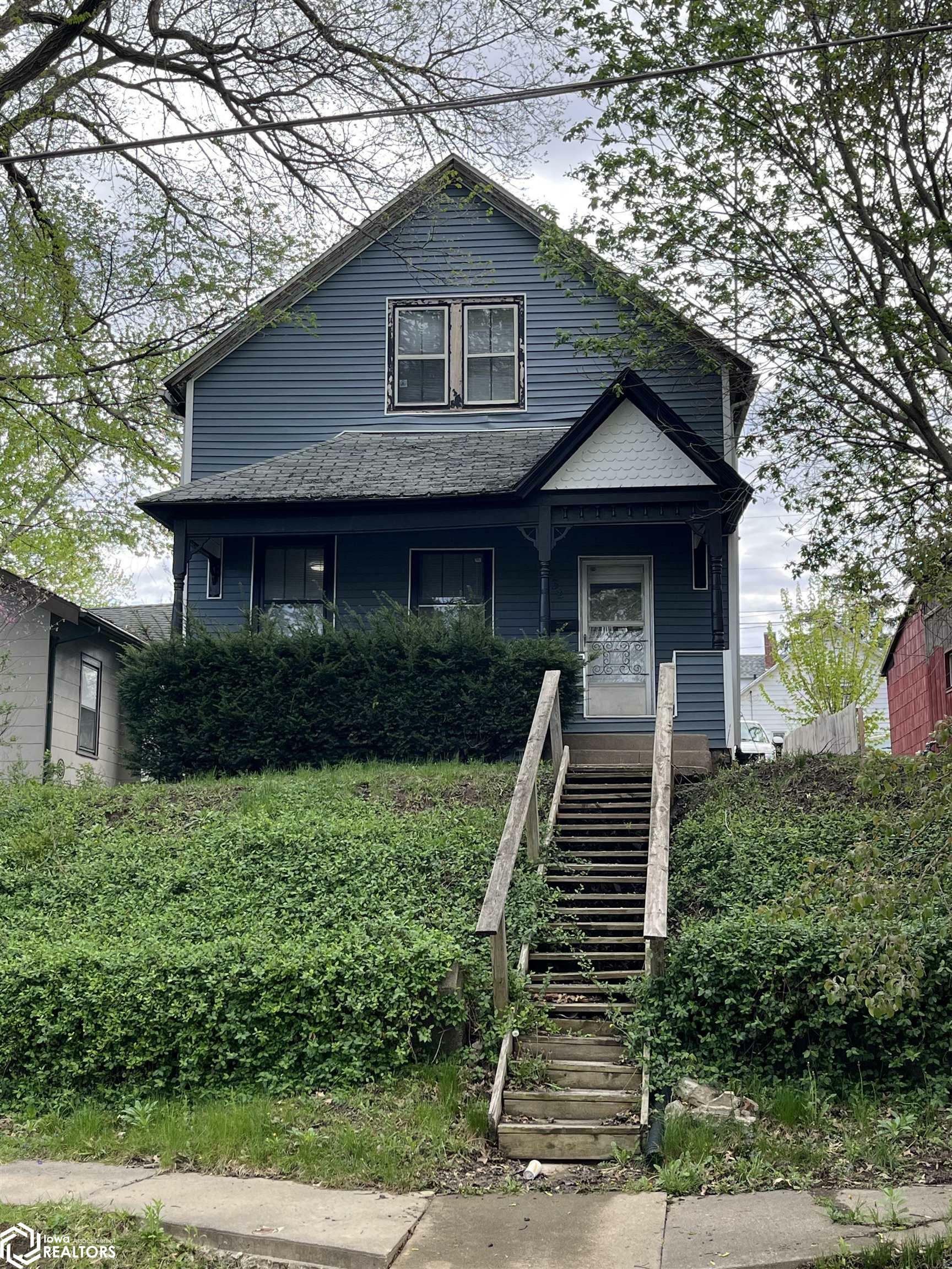 Property Photo:  432 May Avenue  IA 52601 