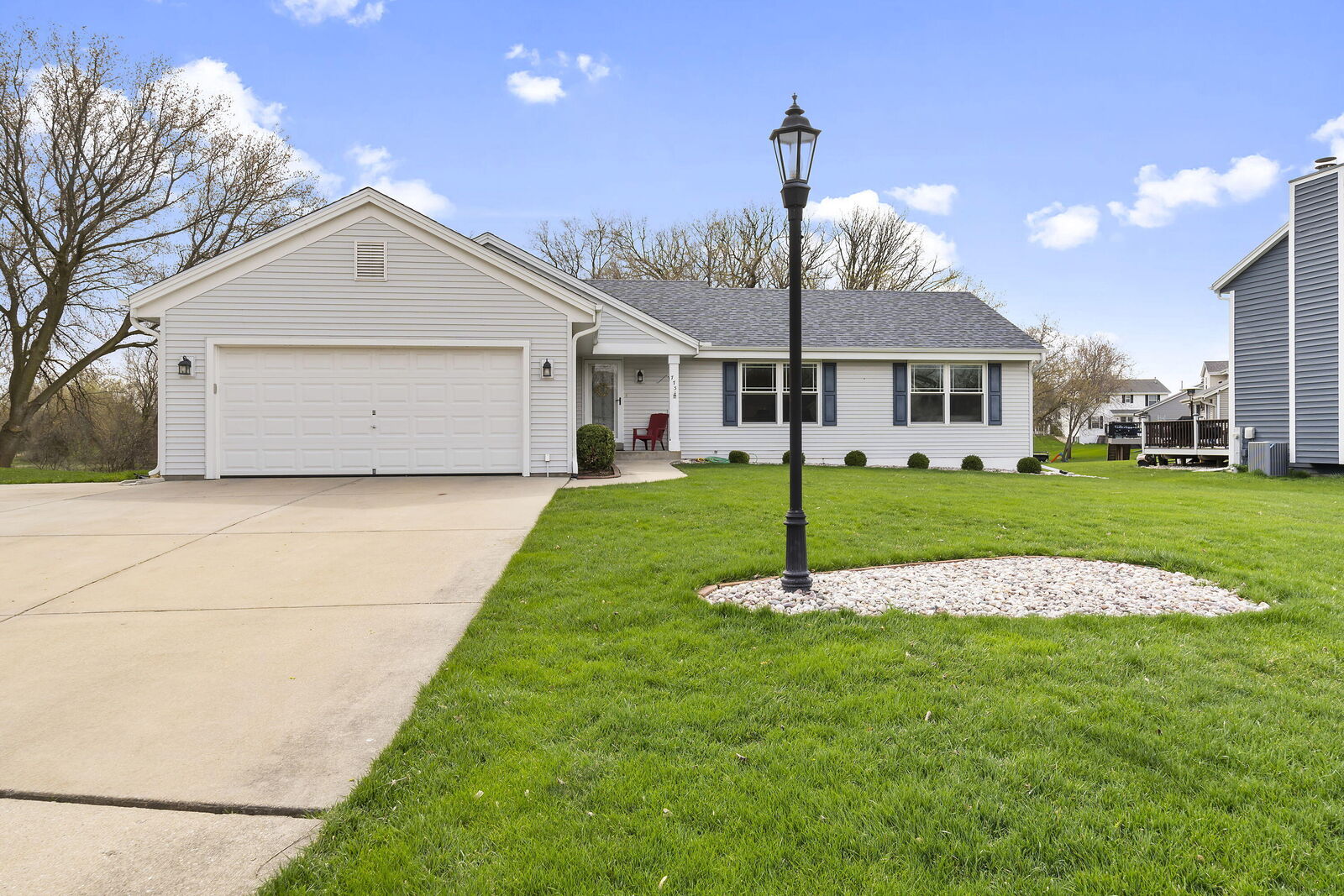 Property Photo:  773 Barrington Ct  WI 53072 