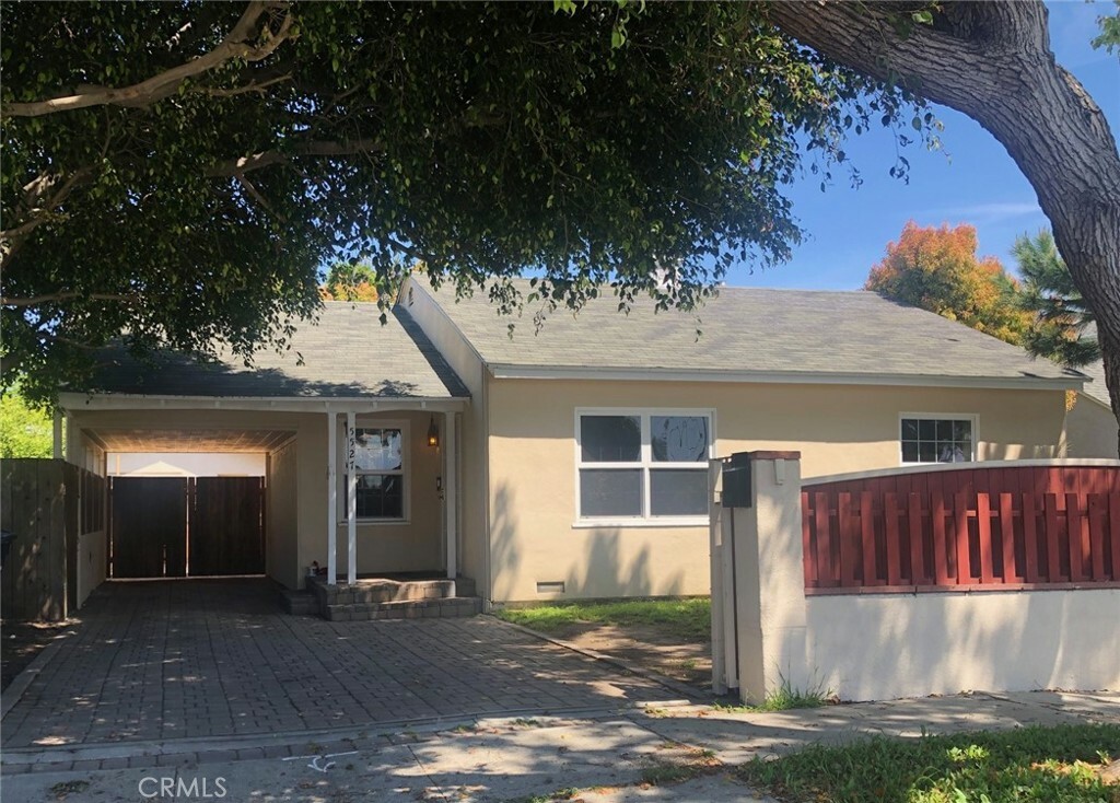 5527 W 119th Street  Hawthorne CA 90304 photo