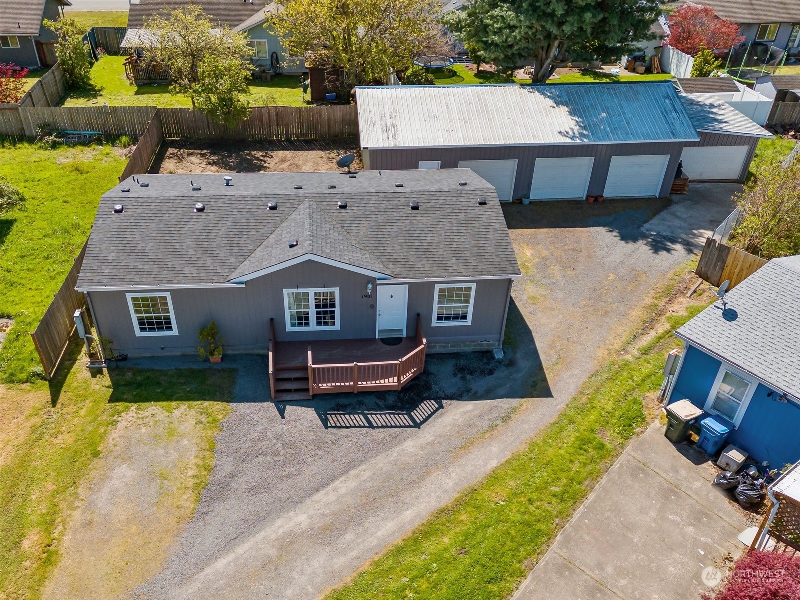 Property Photo:  1901 Fox Glove Lane  WA 98531 