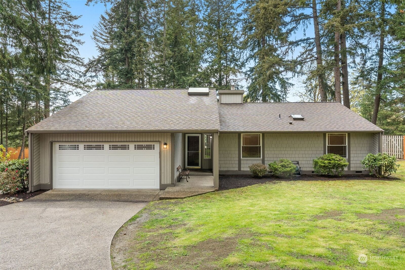 Property Photo:  20601 SE 271st Street  WA 98042 