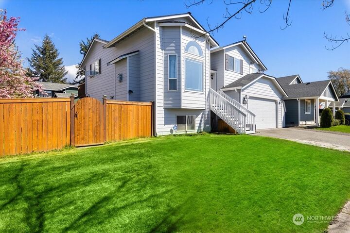 Property Photo:  15807 173rd Avenue SE  WA 98272