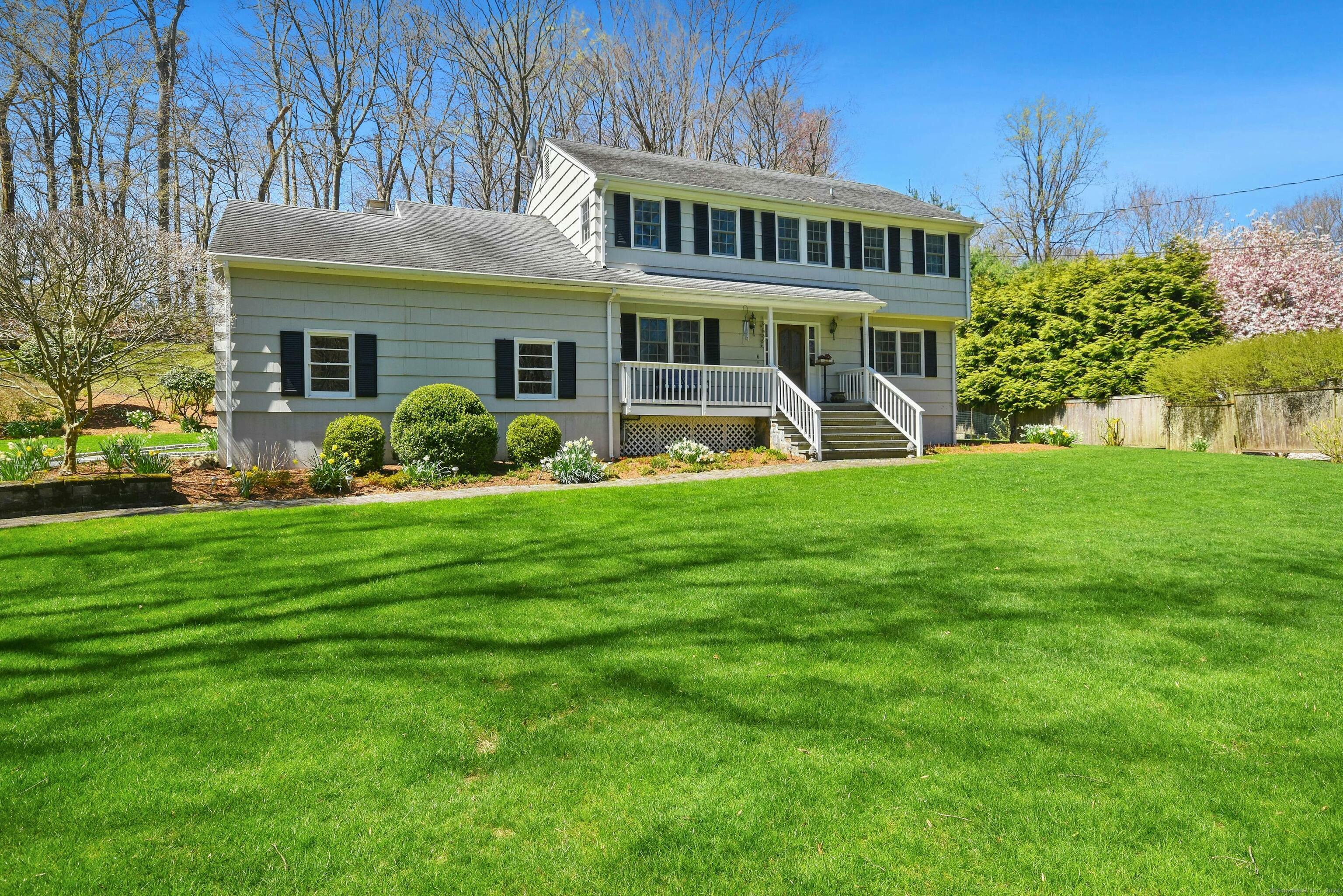 Property Photo:  6 Lazy Brook Lane  CT 06880 