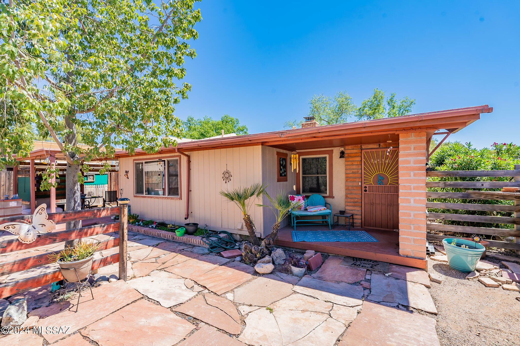 Property Photo:  3018 E Presidio Road  AZ 85716 