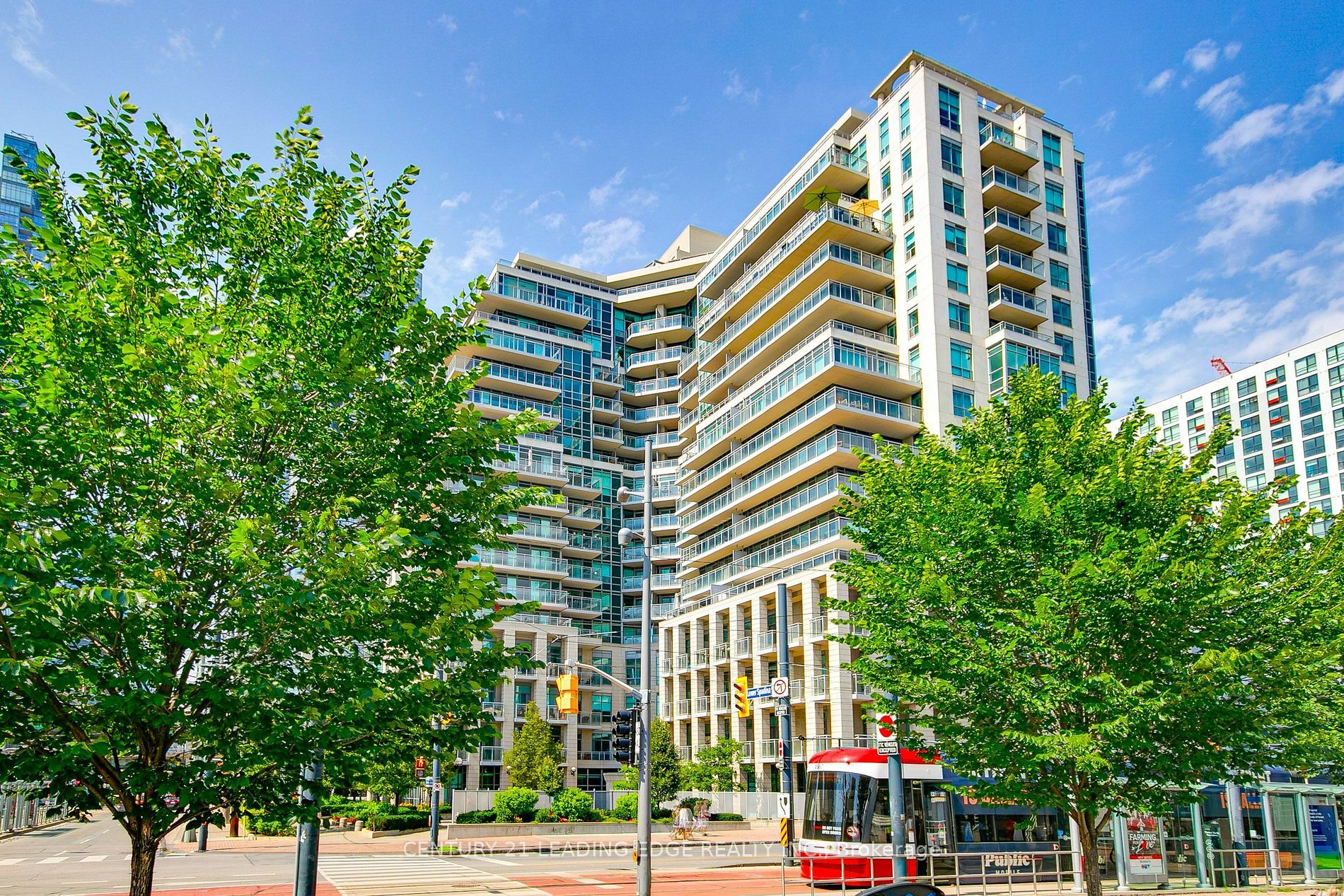Property Photo:  410 Queens Quay W 1202  ON M5V 3T1 