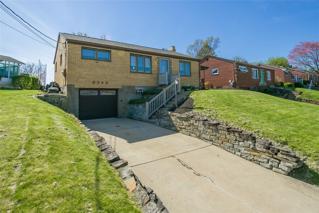 Property Photo: 6343 Crestview Dr PA 15129