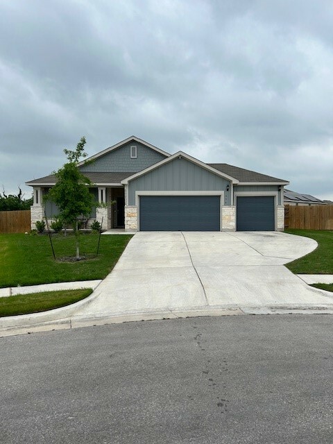 Property Photo:  236 Gunther Way  TX 76574 