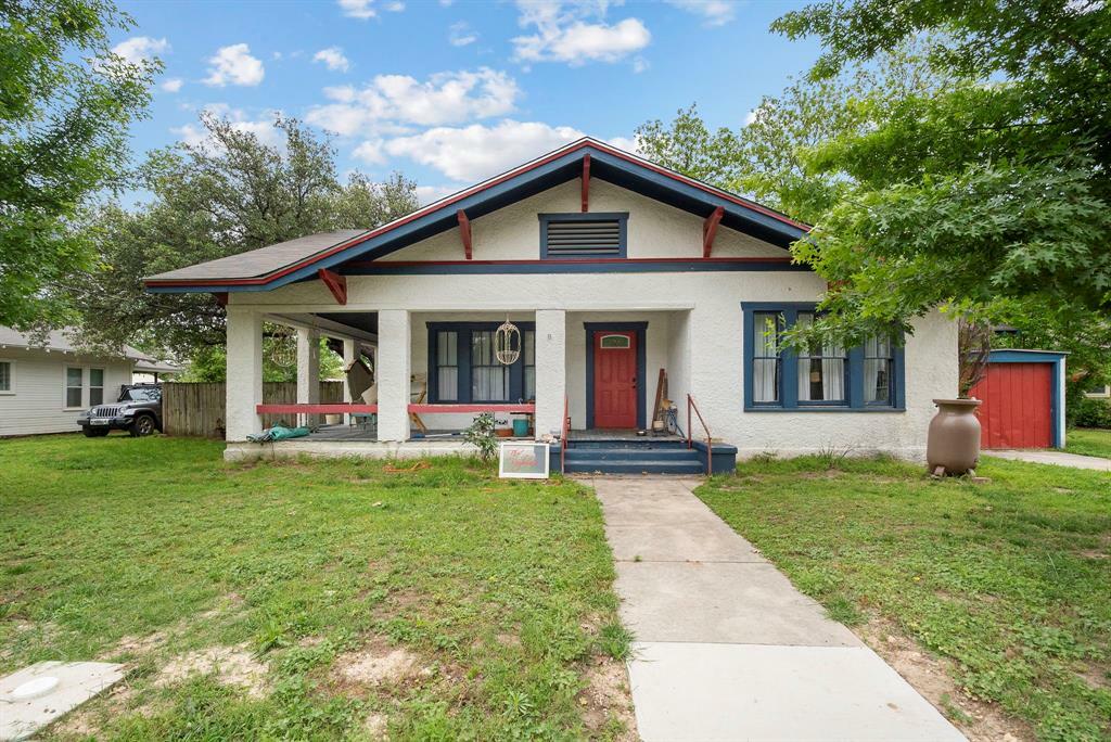 Property Photo:  860 W Long Street  TX 76401 