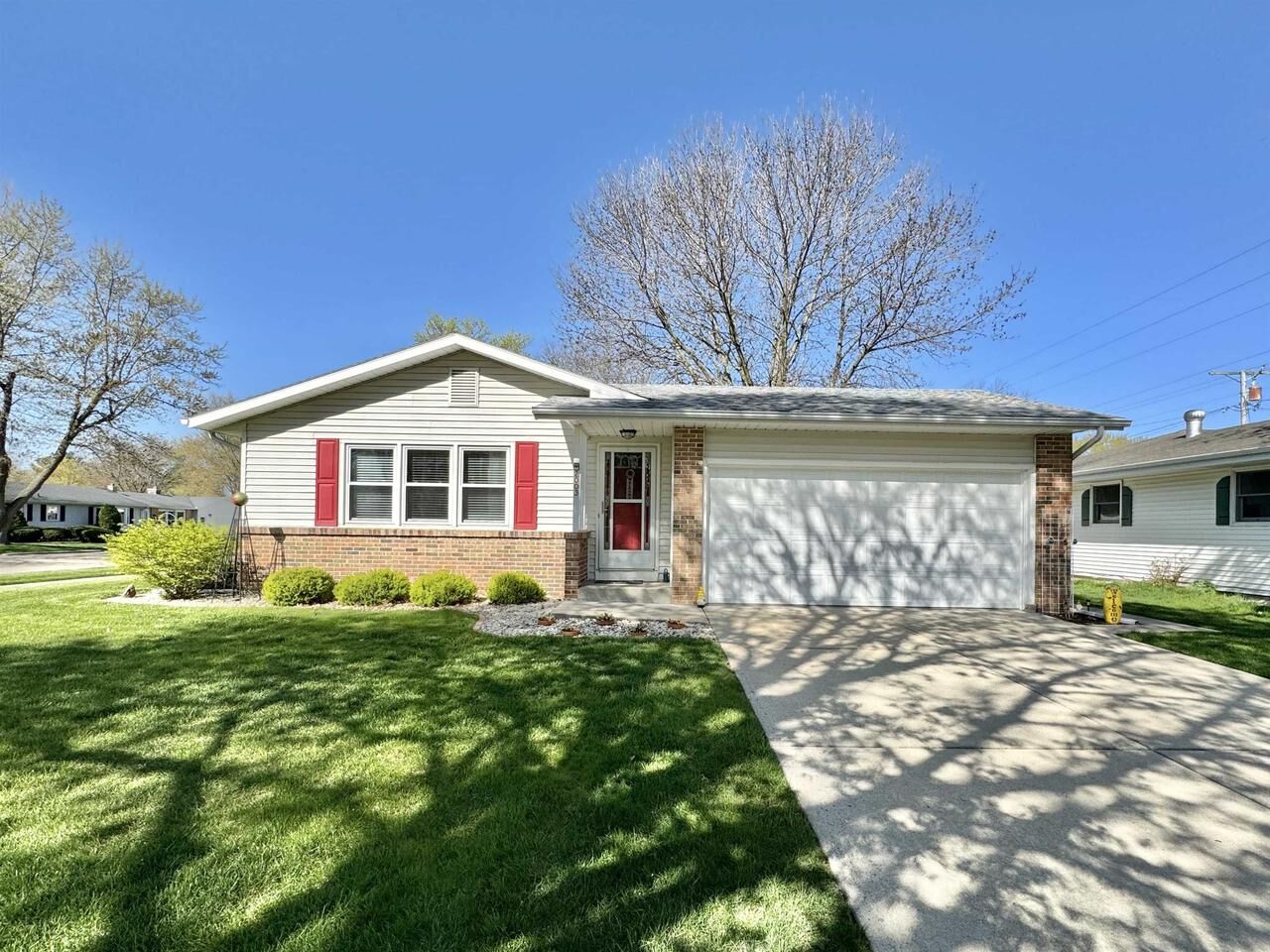 Property Photo:  2003 North Lexington Drive  WI 53545