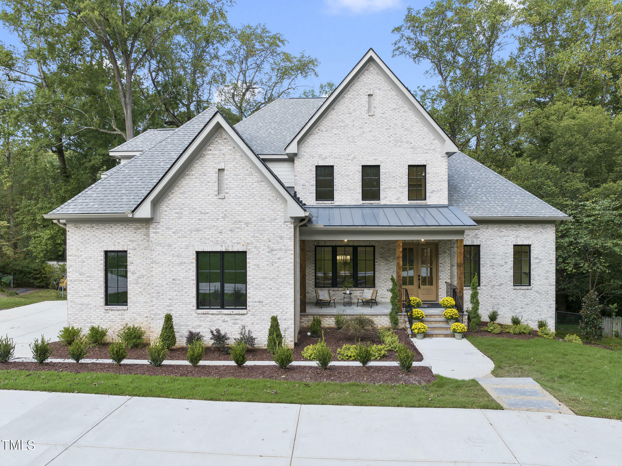 Property Photo: 5024 Lakemont Drive NC 27609